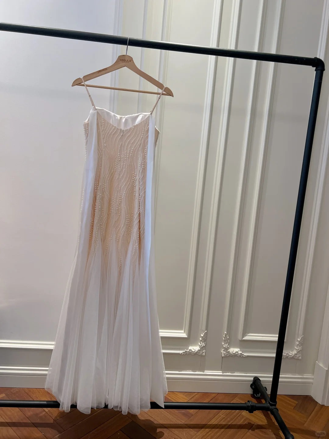 Elegant A-Line Strap Pearl Tulle Long Formal Prom Dresses