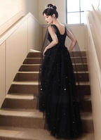 Elegant Black A-Line V-Neck Shawl Lace Tulle Long Formal Prom Dresses