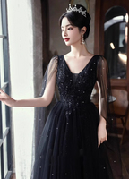 Elegant Black A-Line V-Neck Shawl Lace Tulle Long Formal Prom Dresses