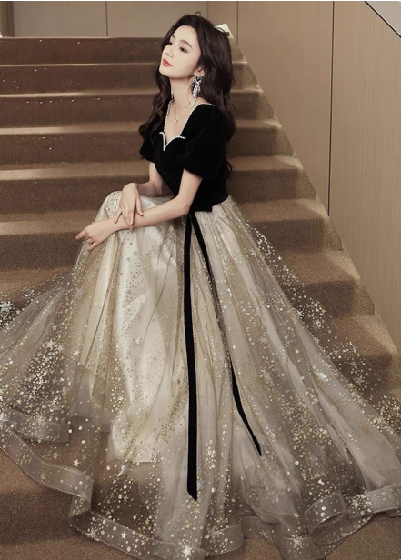 Elegant Black & Gold Panel Short Sleeve Velvet Tulle A-Line Long Formal Prom Dresses Secondary image