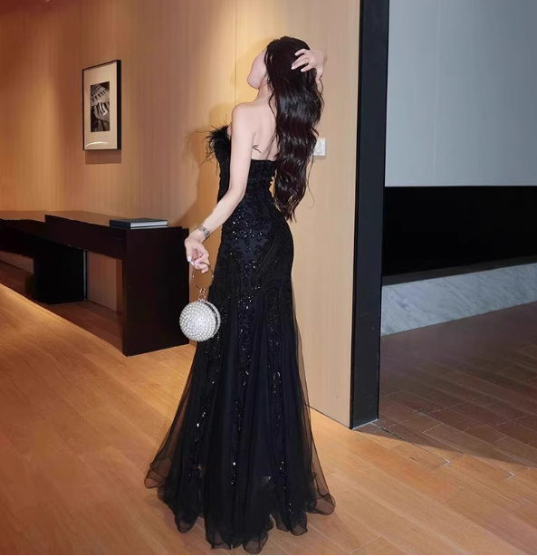 Elegant Black Mermaid Strapless Feather Sequined Tulle Formal Prom Dresses Secondary image