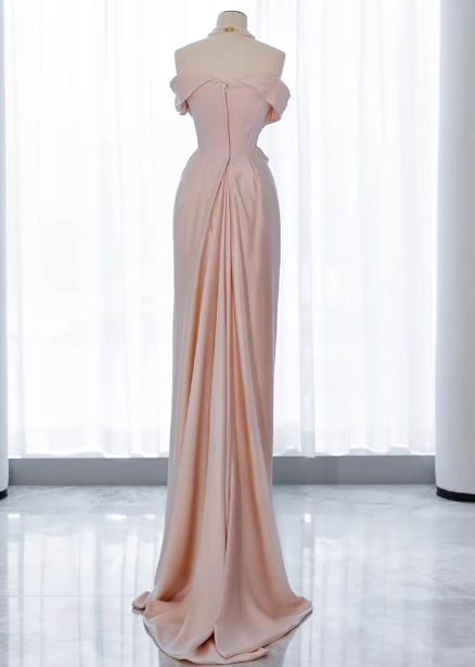 Elegant Black Slim-Fit Off-The-Shoulder Satin Long Formal Prom Dresses