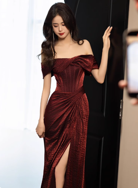 Elegant Burgundy Mermaid Off-The-Shoulder Ruffled Satin Train Formal Prom Dresses