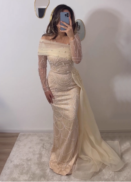 Elegant Champagne Mermaid Long Sleeve Pearl Tulle Train Formal Prom Dresses Main image