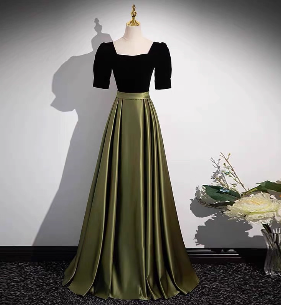 Elegant Color Block Black & Green Square Neck Short Sleeve Velvet Satin Long Formal Prom Dresses