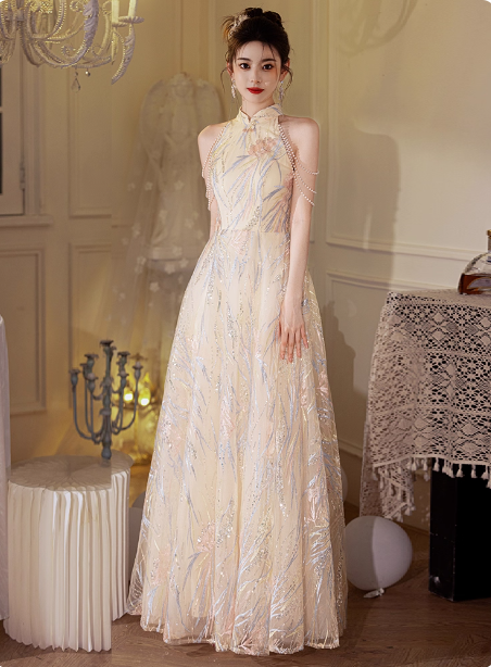 Elegant Cream Apricot A-Line Halter Neck Sequin Embroidered Pearl Fringe Tulle Long Formal Prom Dresses Secondary image