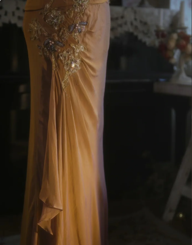 Elegant Ginger Yellow Mermaid V-Neck Beaded Embroidered Satin Formal Prom Dresses