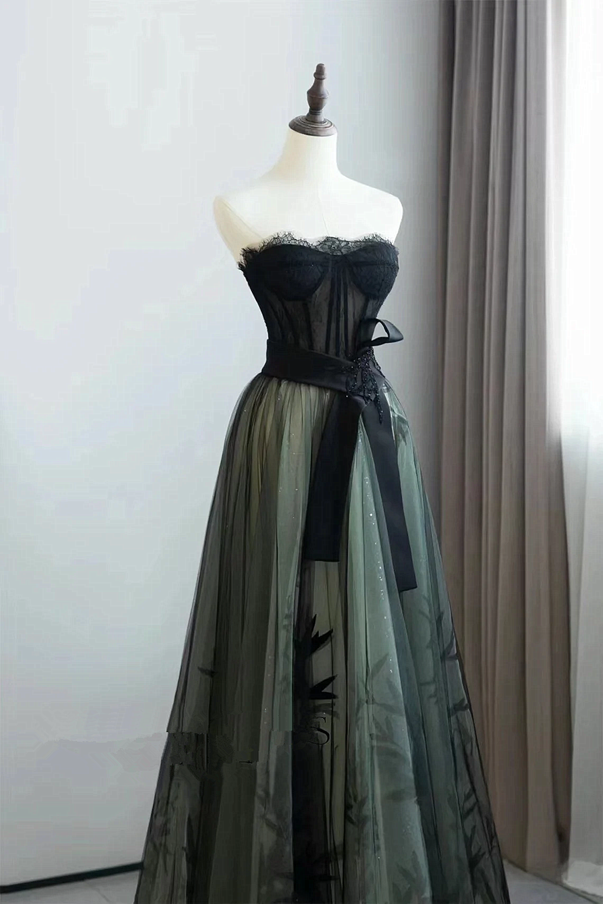 Elegant Green And Black A-Line Long Formal Dresses, Tulle With Lace Formal Prom Dresses