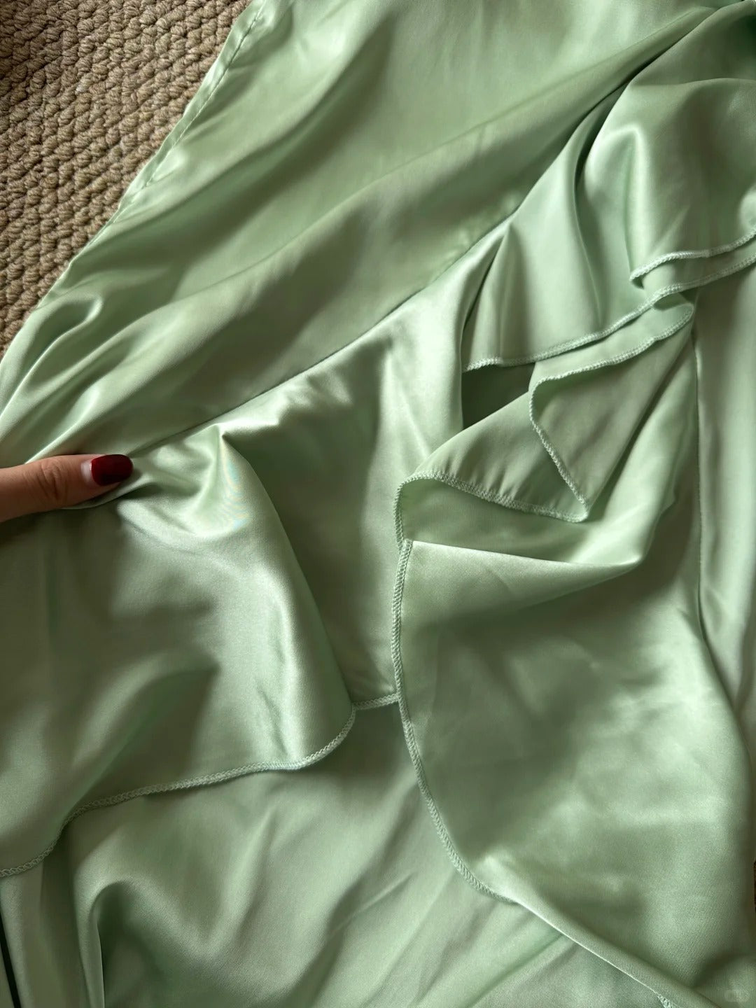 Elegant Green Slim Fit Halter Backless Ruffle Satin Formal Prom Dresses