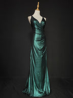 Elegant Green Spaghetti Strap V-Neck Ruffled Satin Long Formal Prom Dresses