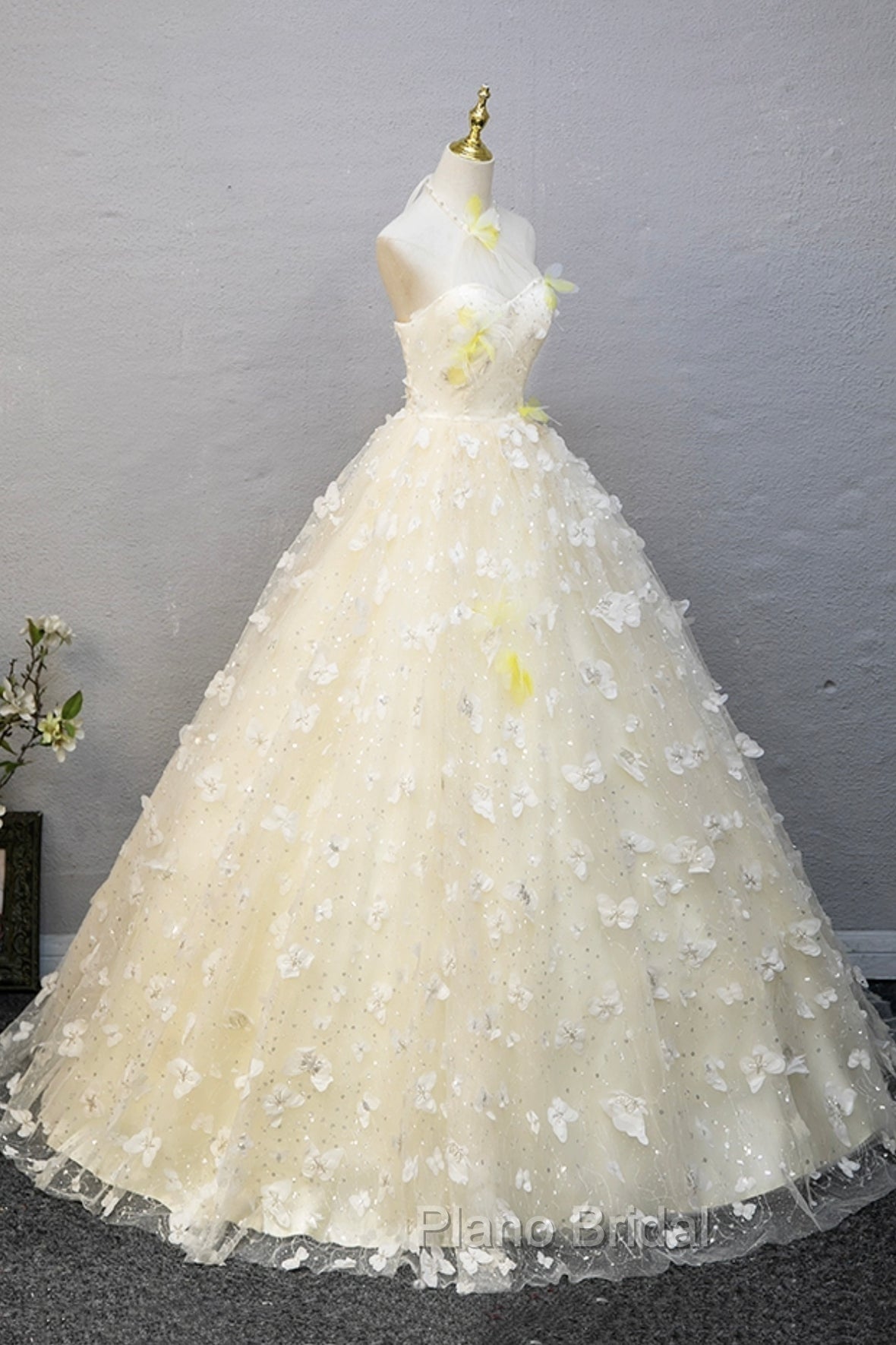 Elegant Halter Neckline Tulle Floor Length Formal Prom Dresses, Yellow A-Line Evening Formal Dresses