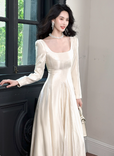 Elegant Ivory A-Line Square Neck Long-Sleeve Satin Long Formal Prom Dresses