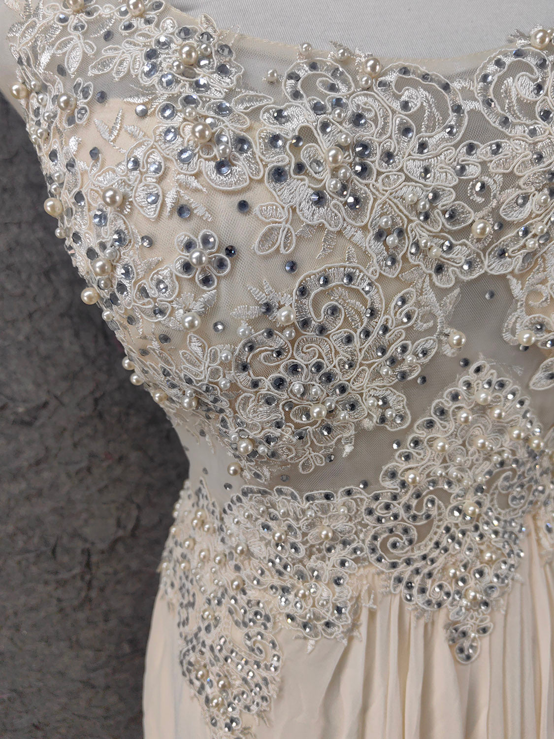 Elegant Ivory Cap-Sleeve Pearl Lace Chiffon Long Formal Prom Dresses