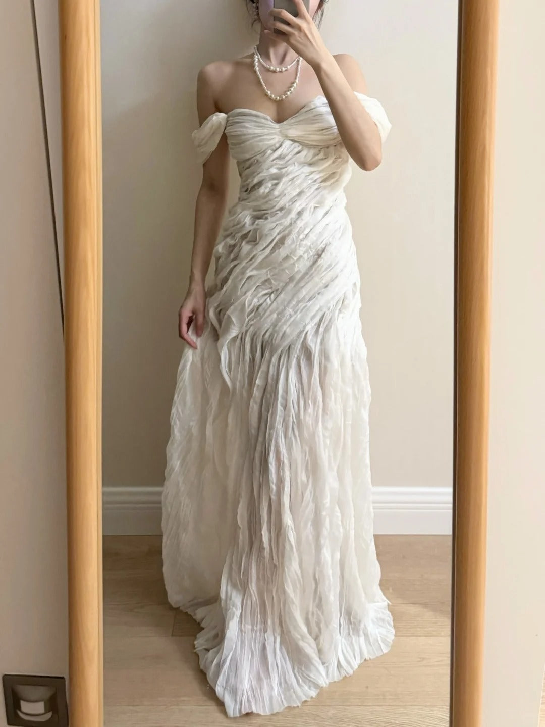 Elegant Ivory Pleated Satin Long Formal Prom Dresses
