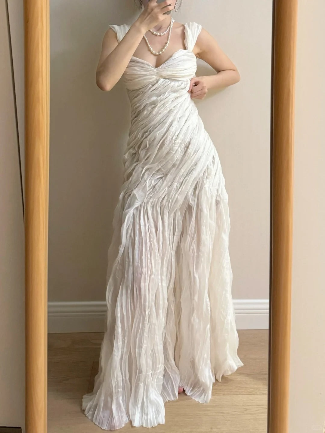 Elegant Ivory Pleated Satin Long Formal Prom Dresses