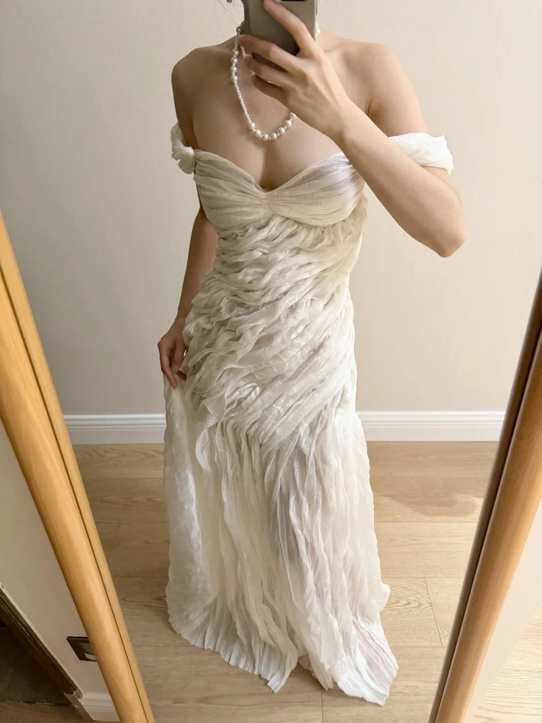 Elegant Ivory Pleated Satin Long Formal Prom Dresses