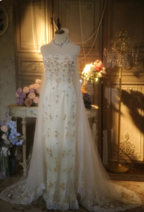 Elegant Ivory Strapless Beaded Floral Tulle Train Long Formal Prom Dresses