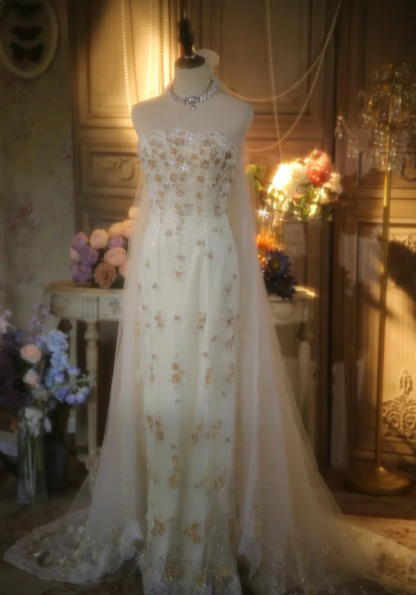 Elegant Ivory Strapless Beaded Floral Tulle Train Long Formal Prom Dresses