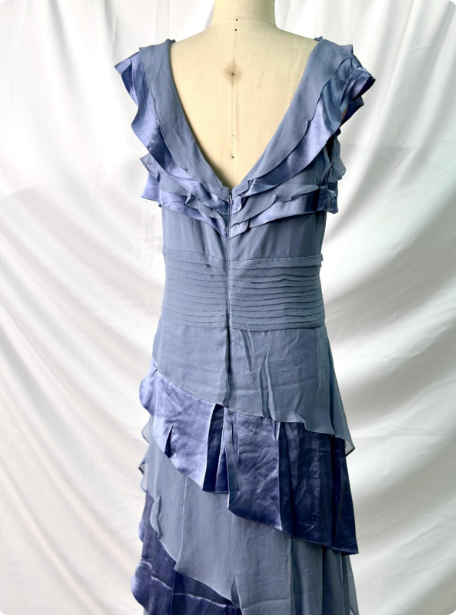 Elegant Layered Gradient Gray-Blue Slim-Fit V-Neck Ruffled Tiered Chiffon Long Formal Prom Dresses