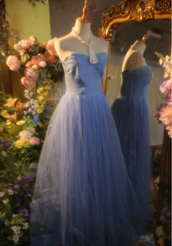 Elegant Light Blue A-Line Sweetheart Neckline Lace Tulle Long Formal Prom Dresses