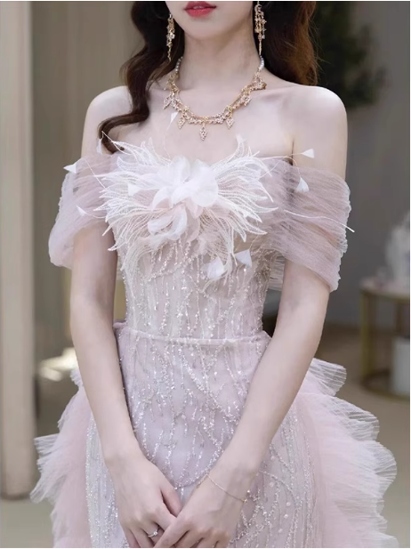 Elegant Light Pink Mermaid Off-The-Shoulder Sequined Sheer Tulle Long Formal Prom Dresses