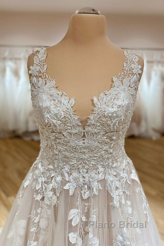 Elegant Long A-Line Sweetheart Appliques Lace Tulle Wedding Dress Secondary image