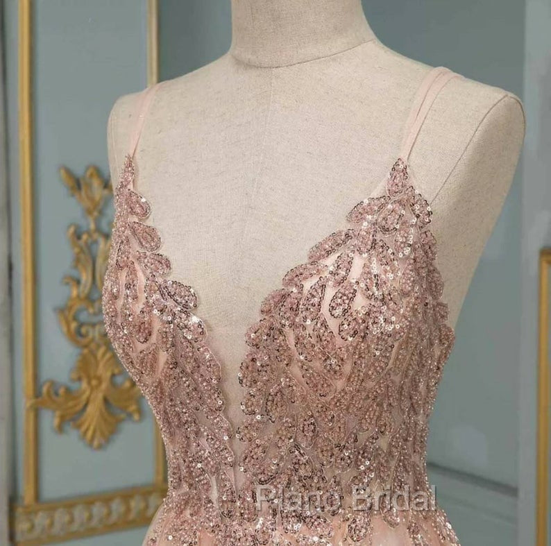 Elegant Long A-line V-neck Sequins Tulle Backless Formal Prom Dresses