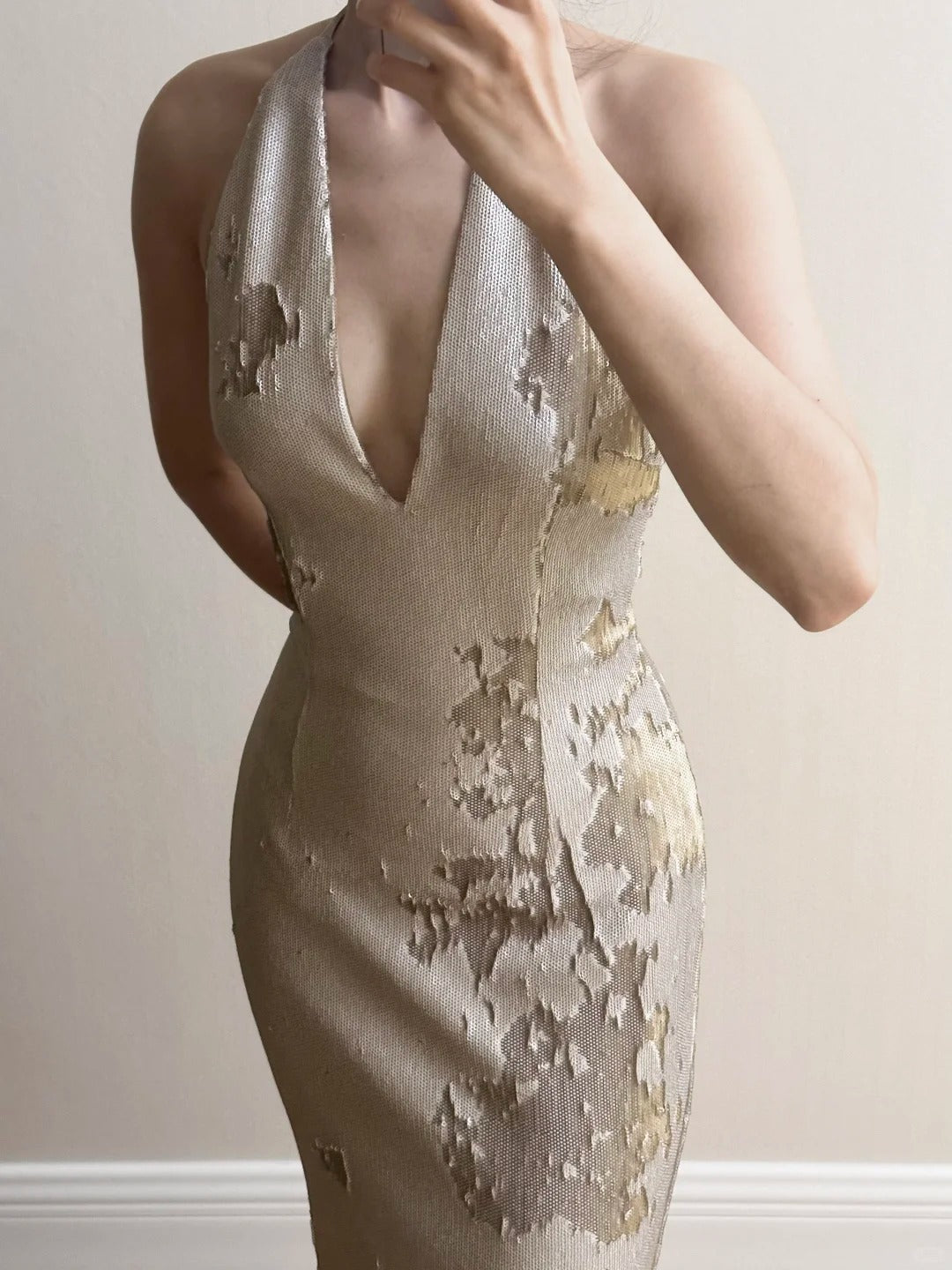 Elegant Mermaid Halter Neck Deep V-Neck Sequined Long Formal Prom Dresses