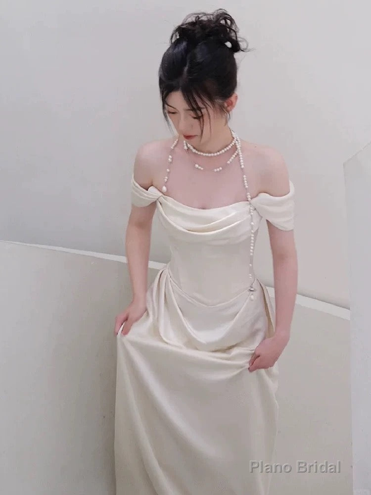 Elegant Mermaid Off The Shoulder Ivory Wedding Dresses With Train Bridal Gowns Main image