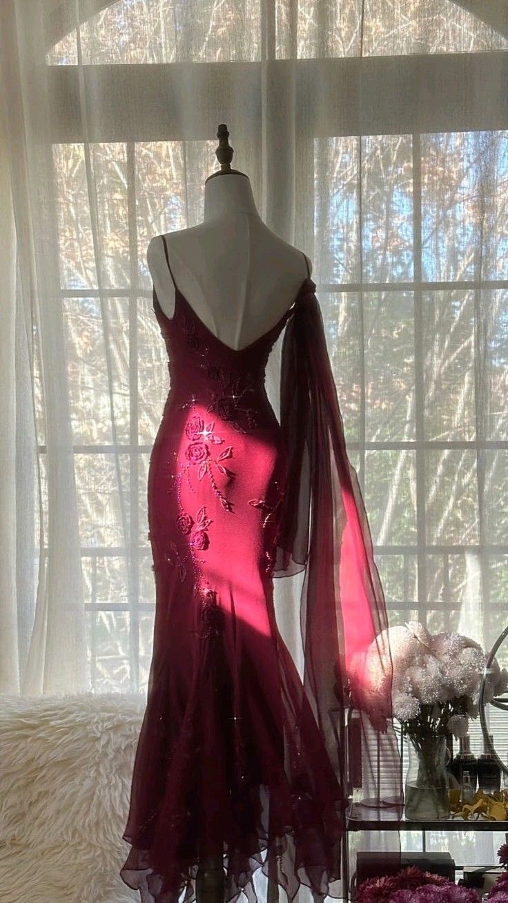 Elegant Mermaid Spaghetti Straps Burgundy Chiffon Formal Prom Dresses Inspiration Trending Formal Evening Gowns Formal Party Formal Prom Dresses