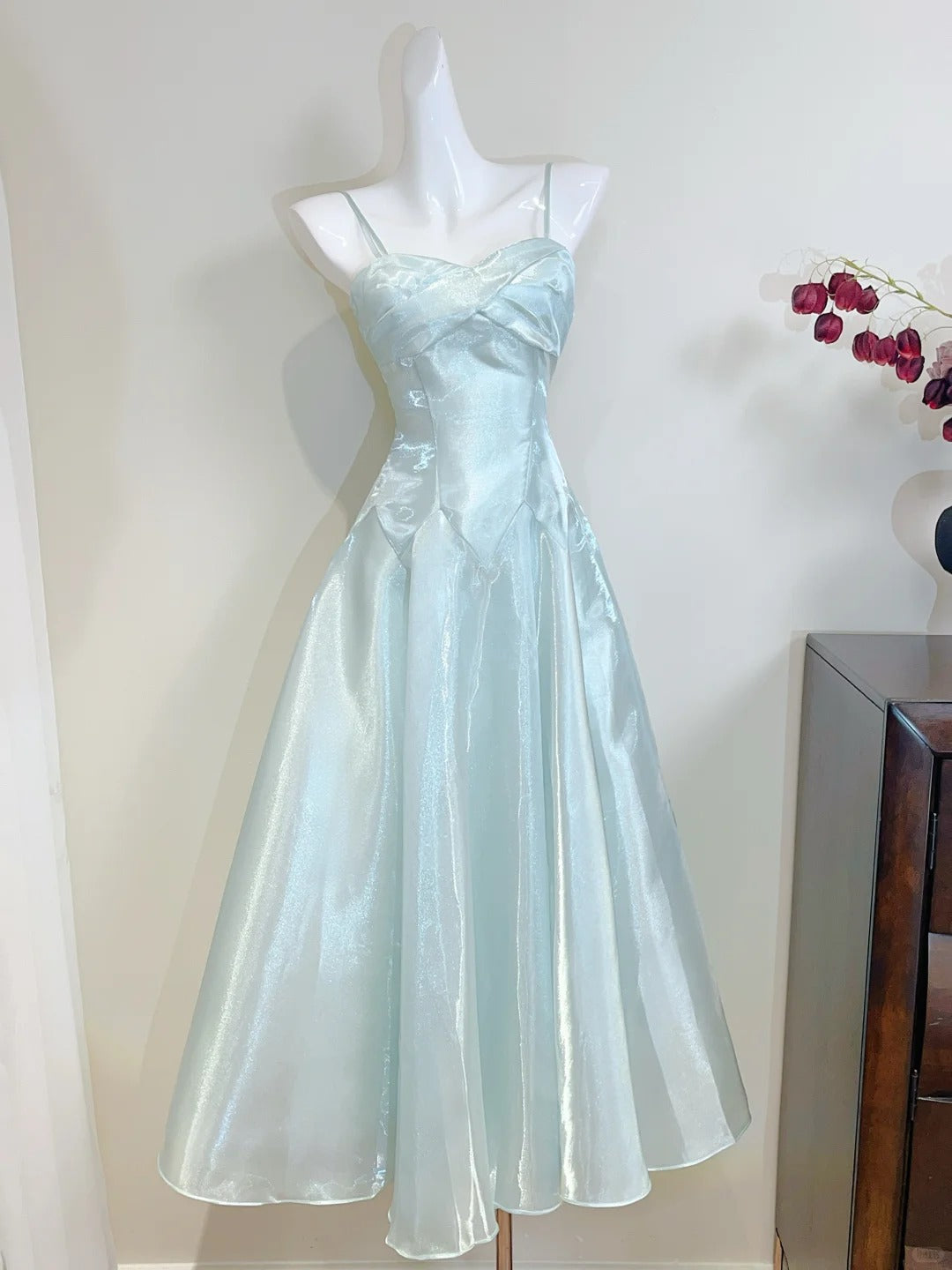 Elegant Mint Green A-Line Strappy Satin Formal Prom Dresses
