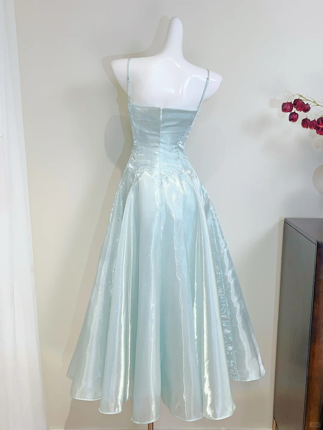 Elegant Mint Green A-Line Strappy Satin Formal Prom Dresses