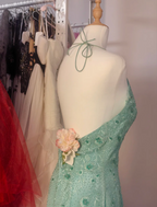 Elegant Mint Green Fitted Beaded Halter Neck Backless Long Formal Prom Dresses