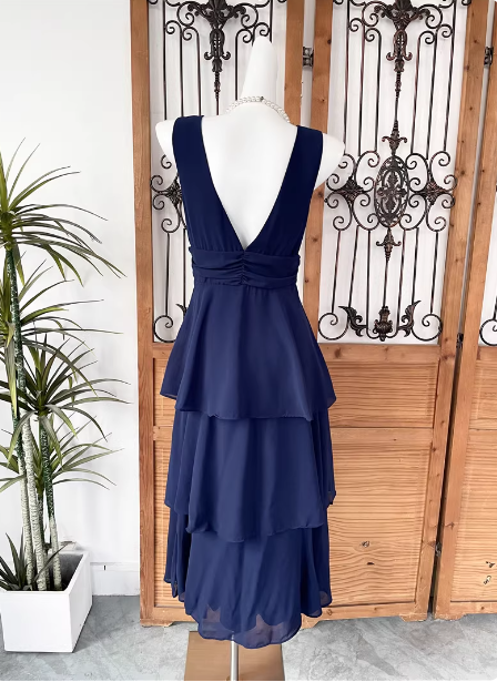 Elegant Navy Blue A-Line V-Neck Ruffled Layered Chiffon Formal Prom Dresses Secondary image