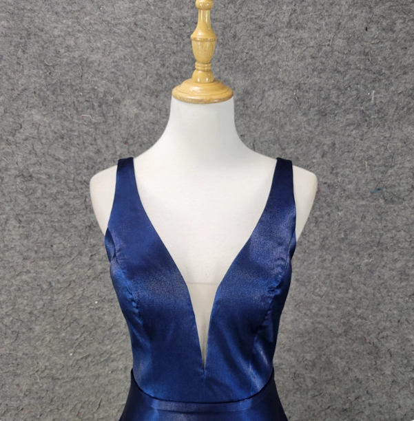 Elegant Navy Blue A-Line V-Neck Satin Long Formal Prom Dresses