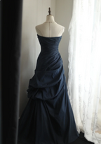 Elegant Navy Blue Mermaid Pleated Satin Long Formal Prom Dresses