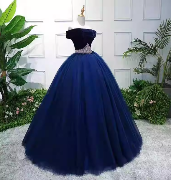 Elegant Navy Blue Off-The-Shoulder Velvet Tulle Ball Gown Prom Dresses Sweet 16 Dresses Secondary image