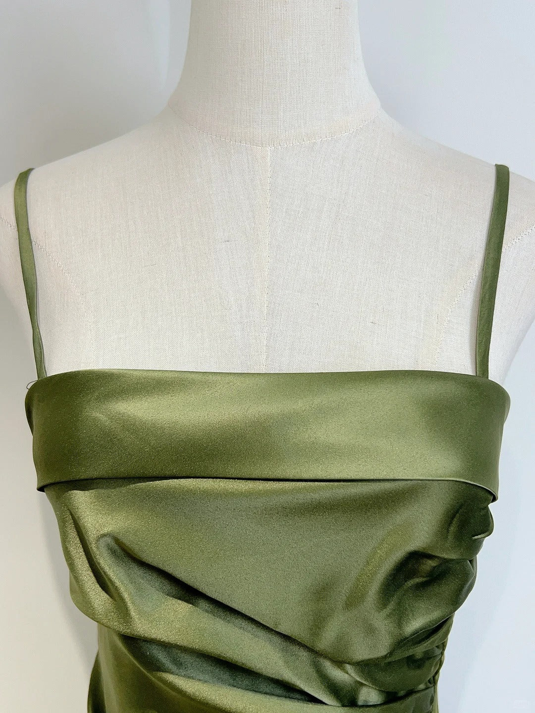 Elegant Olive Green Mermaid Ruffle Spaghetti Strap Satin Formal Prom Dresses