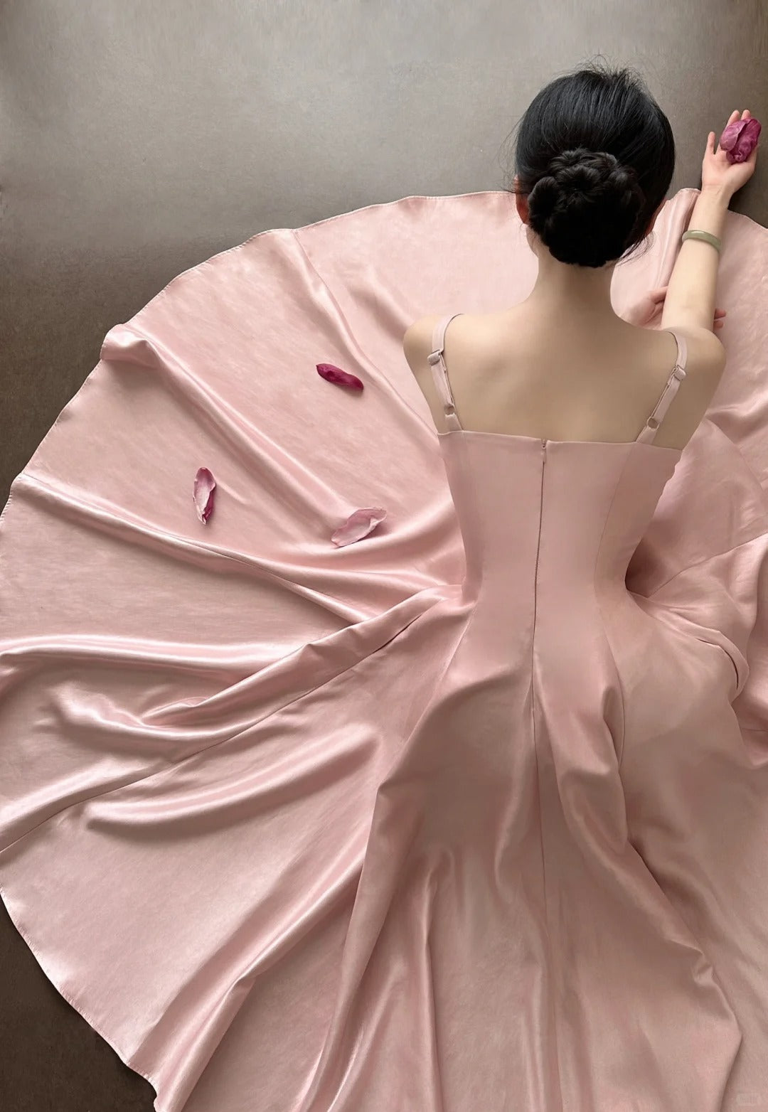 Elegant Pink A-Line Square Neck Strap Satin Long Formal Prom Dresses Main image