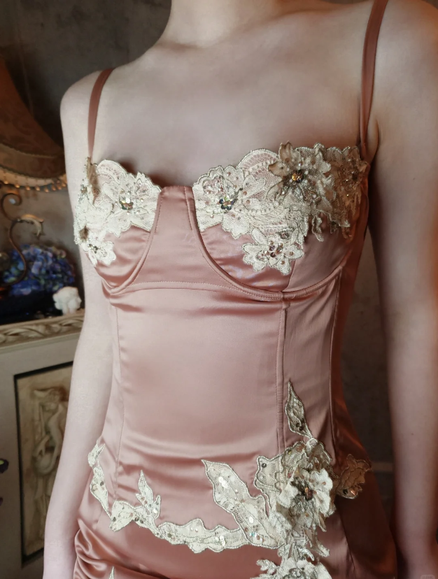 Elegant Pink Mermaid Spaghetti Strap Lace Embroidered Satin Formal Prom Dresses