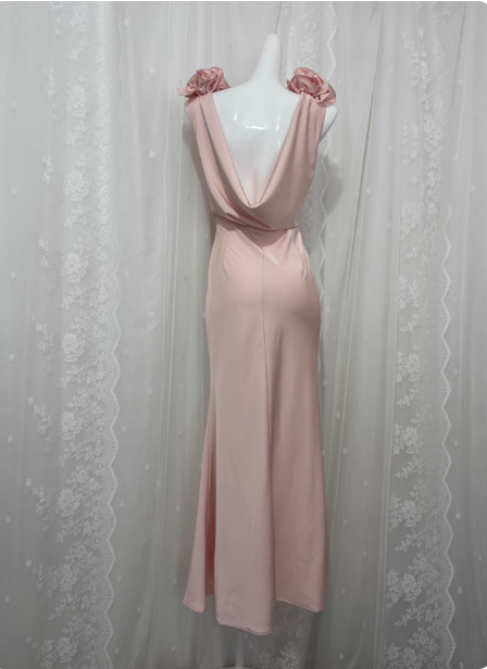Elegant Pink Sleeveless 3D Floral Crew Neck Satin Long Formal Prom Dresses