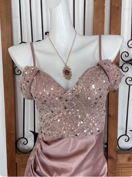Elegant Pink Spaghetti Strap V-Neck Off-The-Shoulder Slit Sequin Satin Long Formal Prom Dresses