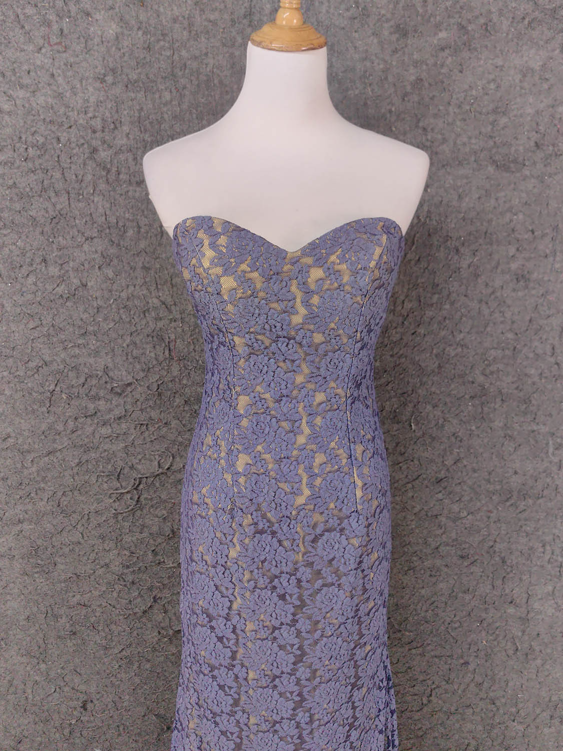 Elegant Purple Sweetheart Neck Split Lace Long Formal Prom Dresses
