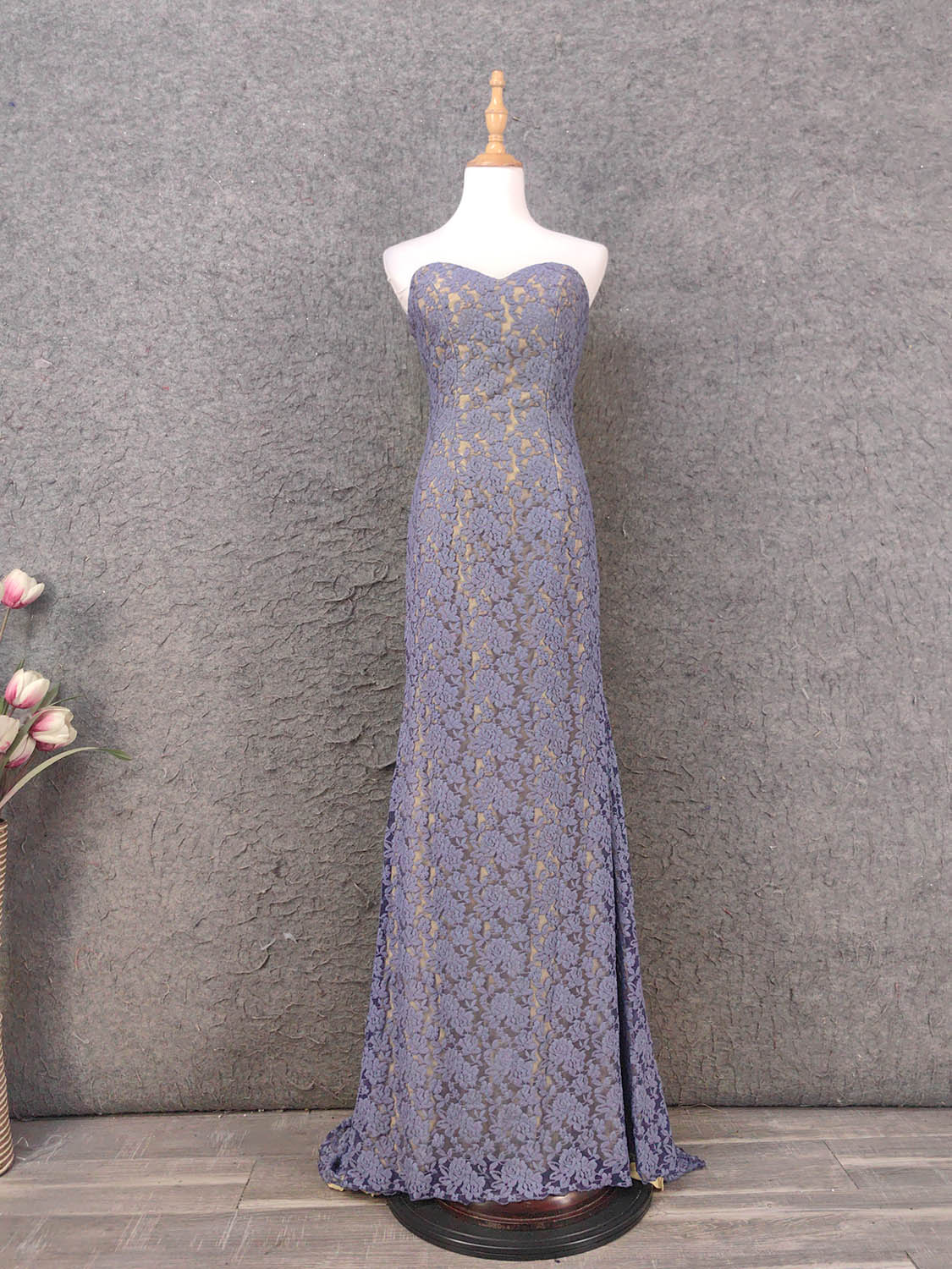 Elegant Purple Sweetheart Neck Split Lace Long Formal Prom Dresses