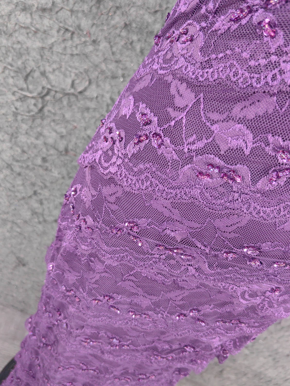 Elegant Purple V-Neck Lace Long Formal Prom Dresses