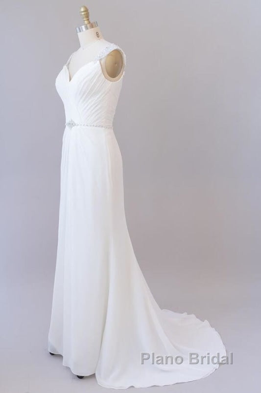 Elegant Ruffle Beading Chiffon Sheath Wedding Dress