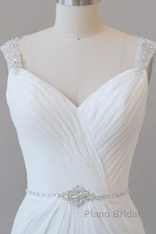 Elegant Ruffle Beading Chiffon Sheath Wedding Dress