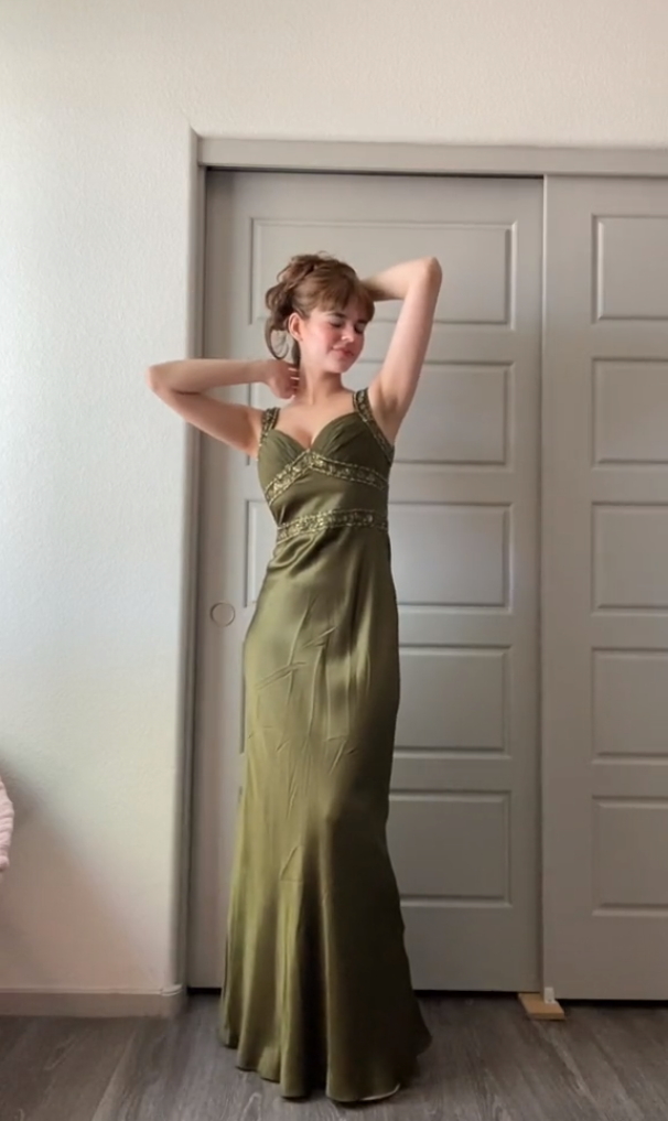 Elegant Sheath Olive Green Formal Prom Dresses Long Formal Dresses Secondary image