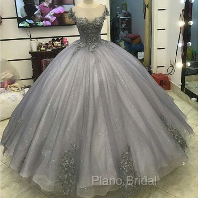 Elegant Silver Tulle Ball Gowns Formal Prom Dresses Lace Appliques Secondary image