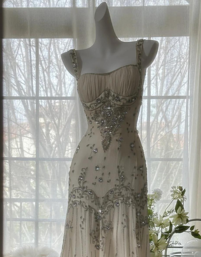 Elegant Spaghetti Straps Apricot Beaded Chiffon Mermaid Gowns Vintage Backless Formal Prom Dresses
